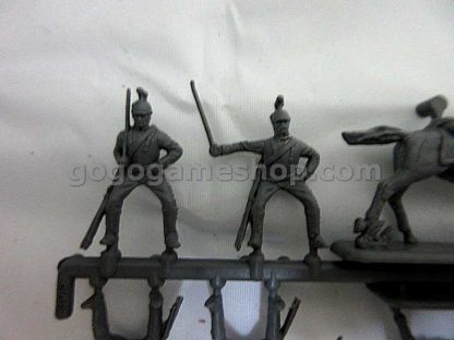 Hat #8015 Austrian Cuirassiers Mounted Figures 1/72 Scales Box Set