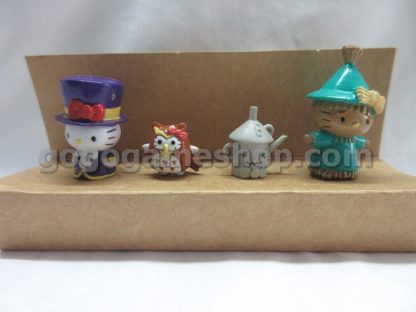 "Hello Kitty in OZ the lost chapter" plugins set of 4
