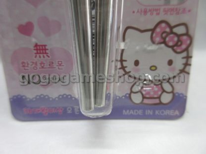 Hello Kitty Learning Chopsticks