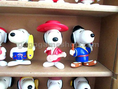 McDonald’s Snoopy World Tour Mix of 24 Mini Figures With Wooden Case