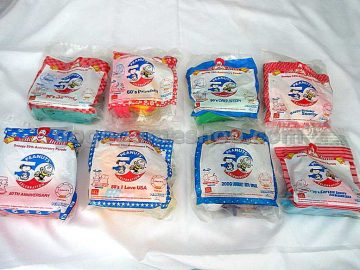 McDonald’s Year 2000 Happy Meal Toy Snoopy 50th Anniversary Parade Set of 8